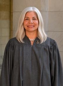 Leslie Wolfe
